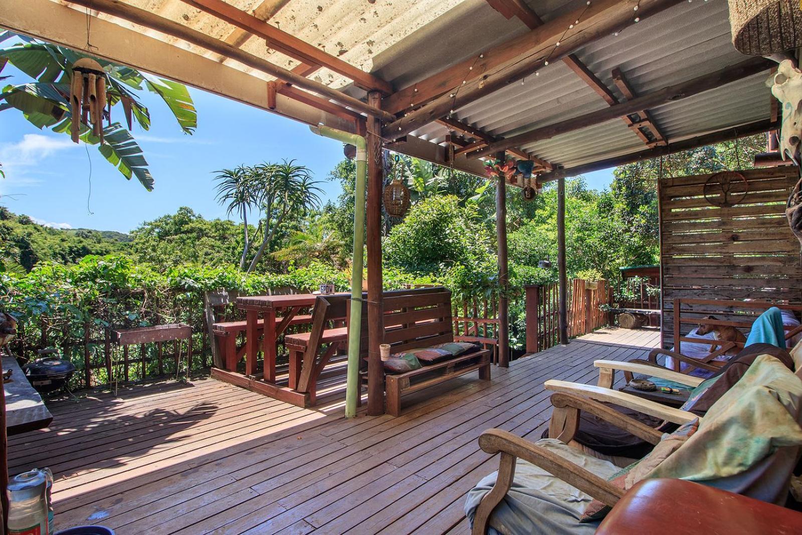 In The Green Backpackers Morgan's Bay Exterior photo